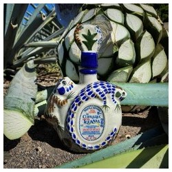 Tequila Reposado La Cofradía edición Iguanas