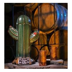 Tequila Reposado La Cofradia Edición Cactus 700ml (agave)