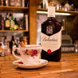 Whisky Ballantines 1 Lt.
